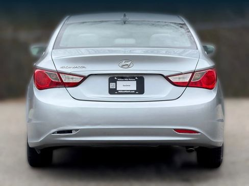 Used 2012 Hyundai Sonata GLS image 4