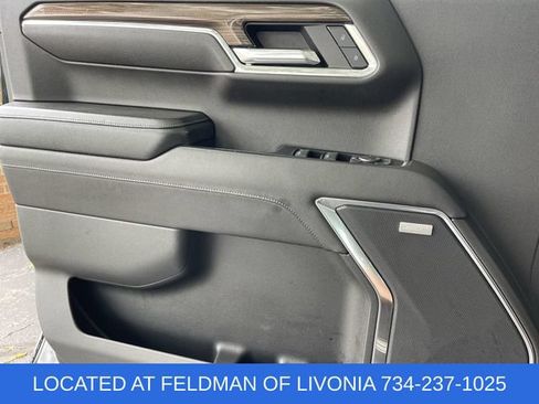 Used 2022 Chevrolet Silverado 1500 LT Trail Boss w/ LT Trail Boss Premium Package AWD/4WD image 23