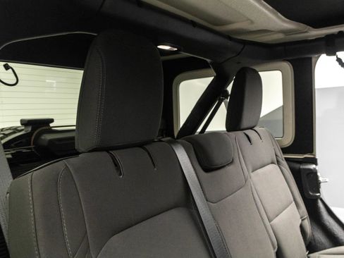 Used 2021 Jeep Wrangler Unlimited Sport image 36