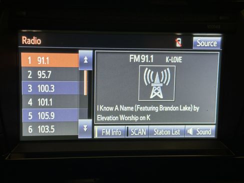 Used 2014 Toyota Corolla S image 24