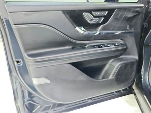 Used 2022 Lincoln Corsair Reserve FWD image 21