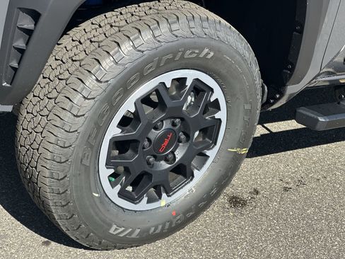 New 2026 Toyota Tacoma TRD Off-Road AWD/4WD image 10
