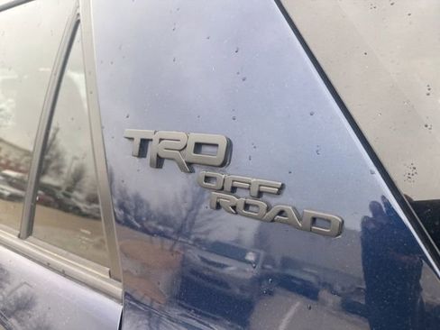 Used 2019 Toyota 4Runner TRD Off-Road Premium image 7