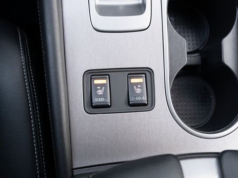 Used 2024 Nissan Murano SV image 5