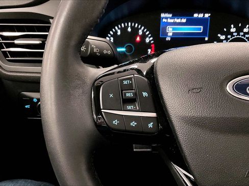 Used 2022 Ford Escape SEL image 17