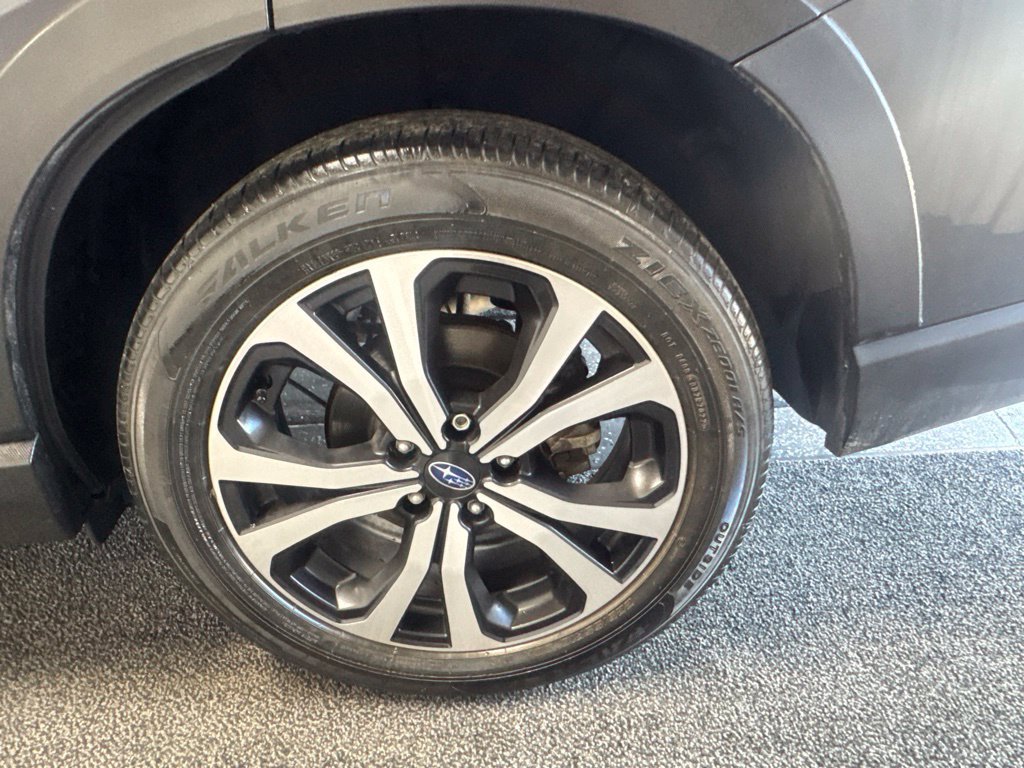 Used 2022 Subaru Forester Limited AWD/4WD image 12