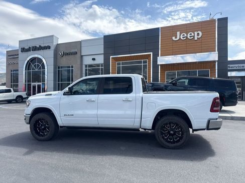 Used 2022 RAM 1500 Laramie AWD/4WD image 8