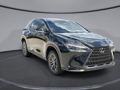 Used 2025 Lexus NX 350h AWD w/ Premium Package image 12