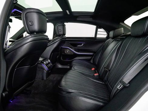 Used 2022 Mercedes-Benz S 500 4MATIC image 24