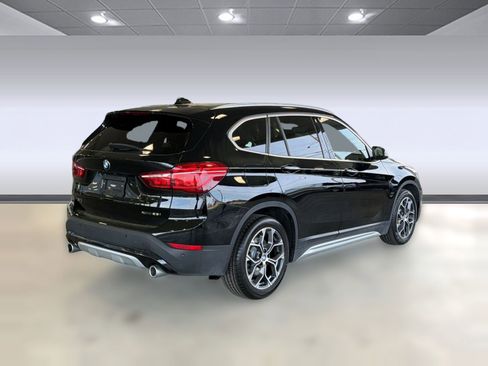 Used 2022 BMW X1 xDrive28i w/ Convenience Package image 9