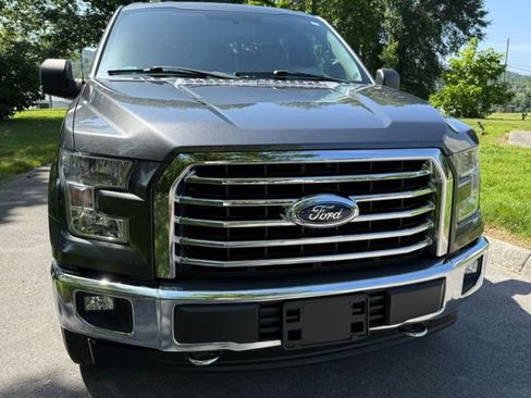 Used 2017 Ford F150 XLT w/ Equipment Group 302A Luxury AWD/4WD image 3
