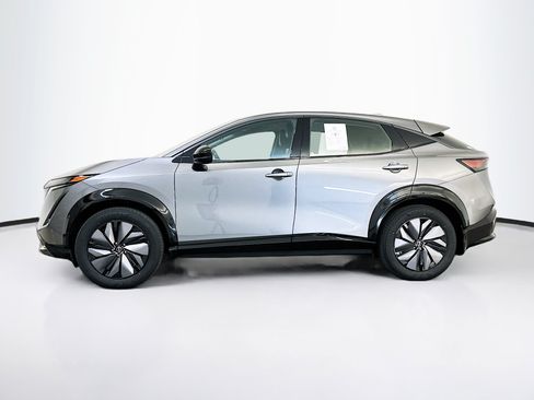 Used 2024 Nissan Ariya AWD image 4