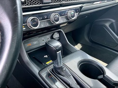 Used 2022 Honda Civic Touring image 23