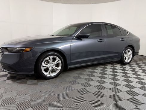 Used 2025 Honda Accord LX image 23