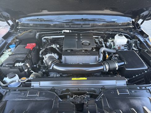 Used 2024 Nissan Frontier PRO-4X w/ Pro Convenience Package image 29