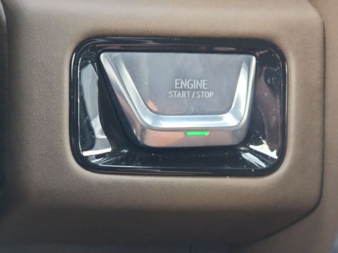 Certified 2026 GMC Yukon XL Denali Ultimate AWD/4WD image 19