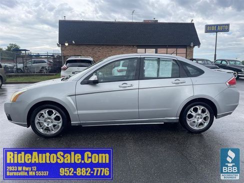 Used 2009 Ford Focus SES FWD image 8