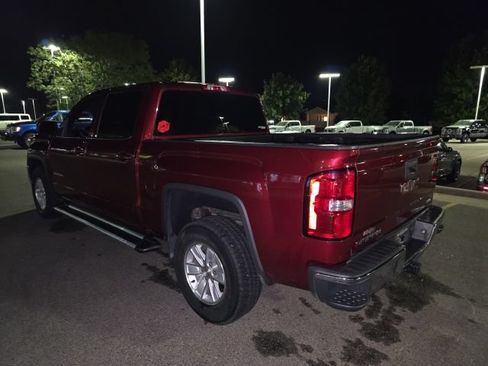 Used 2017 GMC Sierra 1500 SLE w/ SLE Value Package AWD/4WD image 3
