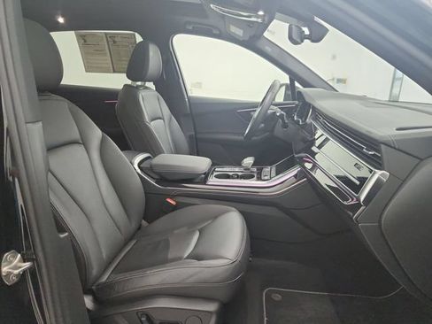 Used 2025 Audi Q7 3.0T Premium Plus AWD/4WD image 37