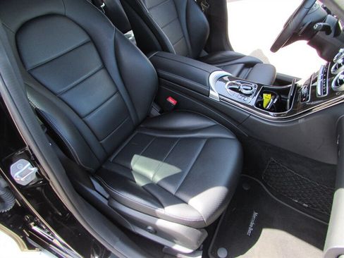 Used 2018 Mercedes-Benz C 300 Sedan image 33
