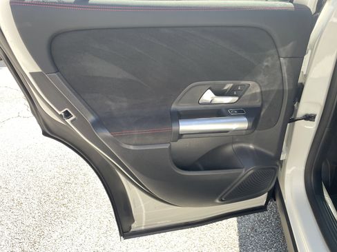 Certified 2025 Mercedes-Benz GLA 250 image 37