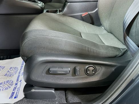 Certified 2023 Honda CR-V EX image 18