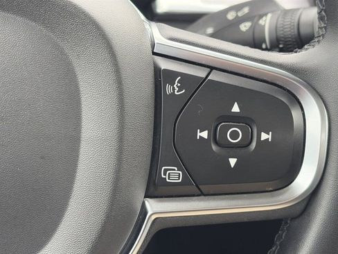 Used 2024 Volvo S60 B5 Core image 21