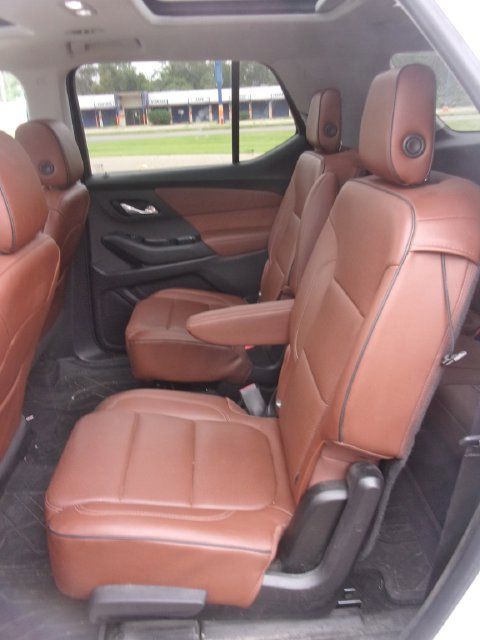 Used 2018 Chevrolet Traverse High Country AWD/4WD image 12