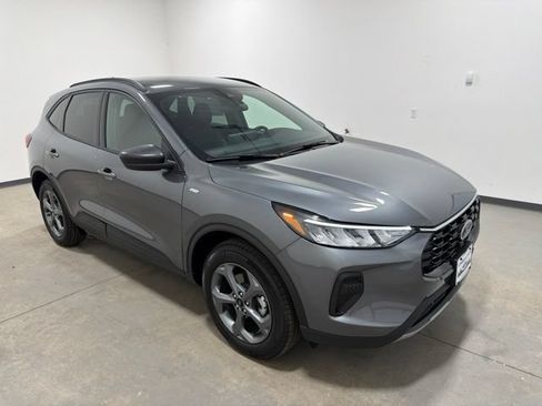New 2026 Ford Escape ST-Line w/ Tech Pack #1 AWD/4WD image 3