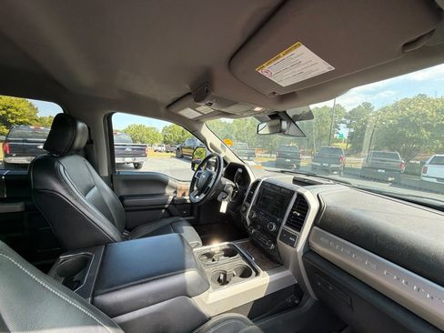 Used 2019 Ford F350 Lariat w/ Tow Technology Bundle AWD/4WD image 12