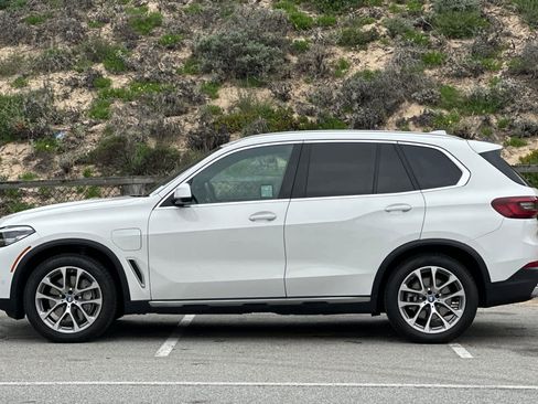 Certified 2023 BMW X5 xDrive45e w/ Climate Comfort Package image 9