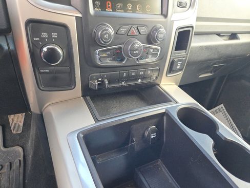 Used 2015 RAM 2500 Big Horn image 24