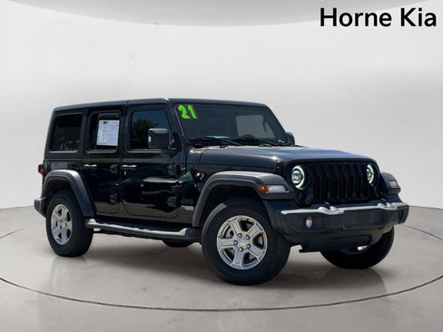 Used 2021 Jeep Wrangler Unlimited Sport AWD/4WD image 2
