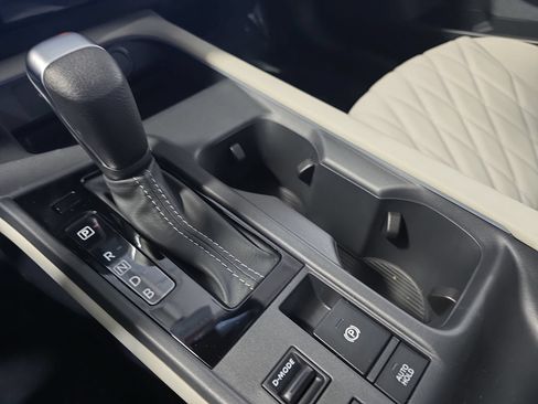 New 2026 Nissan Sentra SL w/ Floor Mat Package FWD image 23