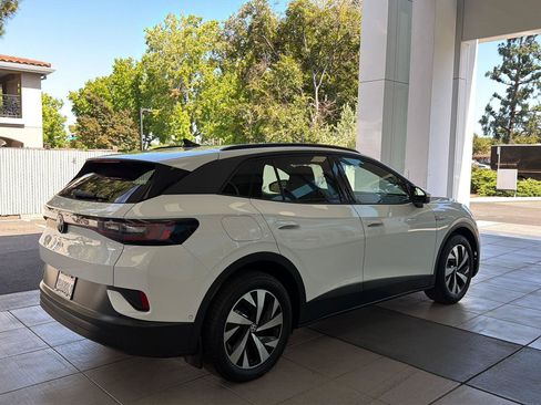 Used 2023 Volkswagen ID.4 Pro RWD image 5
