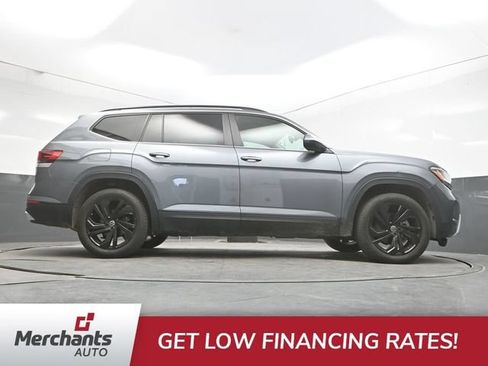 Used 2023 Volkswagen Atlas SE w/ Black Wheel Package AWD/4WD image 52