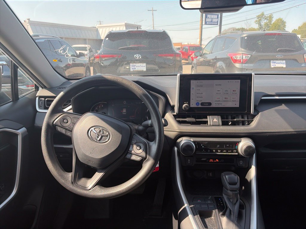 Used 2025 Toyota RAV4 LE FWD image 14