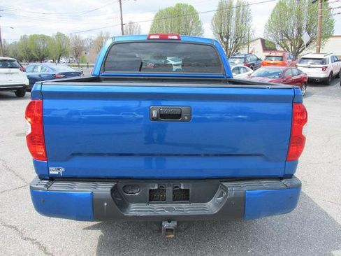 Used 2017 Toyota Tundra SR5 w/ TRD Off Road Package AWD/4WD image 4