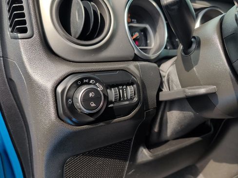 Used 2021 Jeep Gladiator Sport AWD/4WD image 22