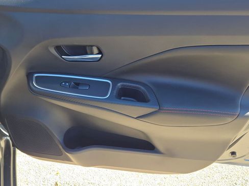Used 2025 Nissan Versa SR w/ Trunk Package FWD image 4