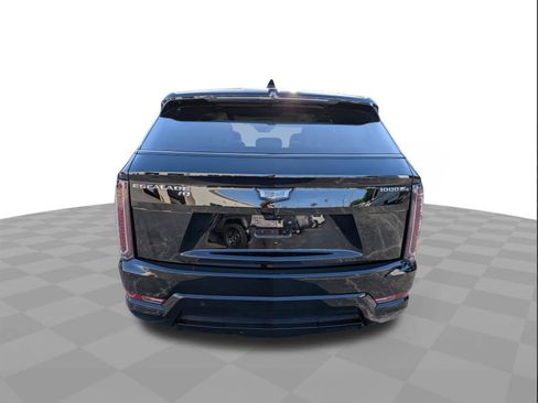 Certified 2025 Cadillac Escalade IQ Luxury 1 AWD/4WD image 5