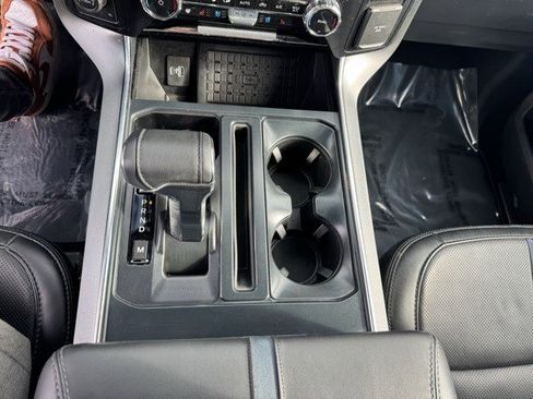 Used 2024 Ford F150 Platinum image 26