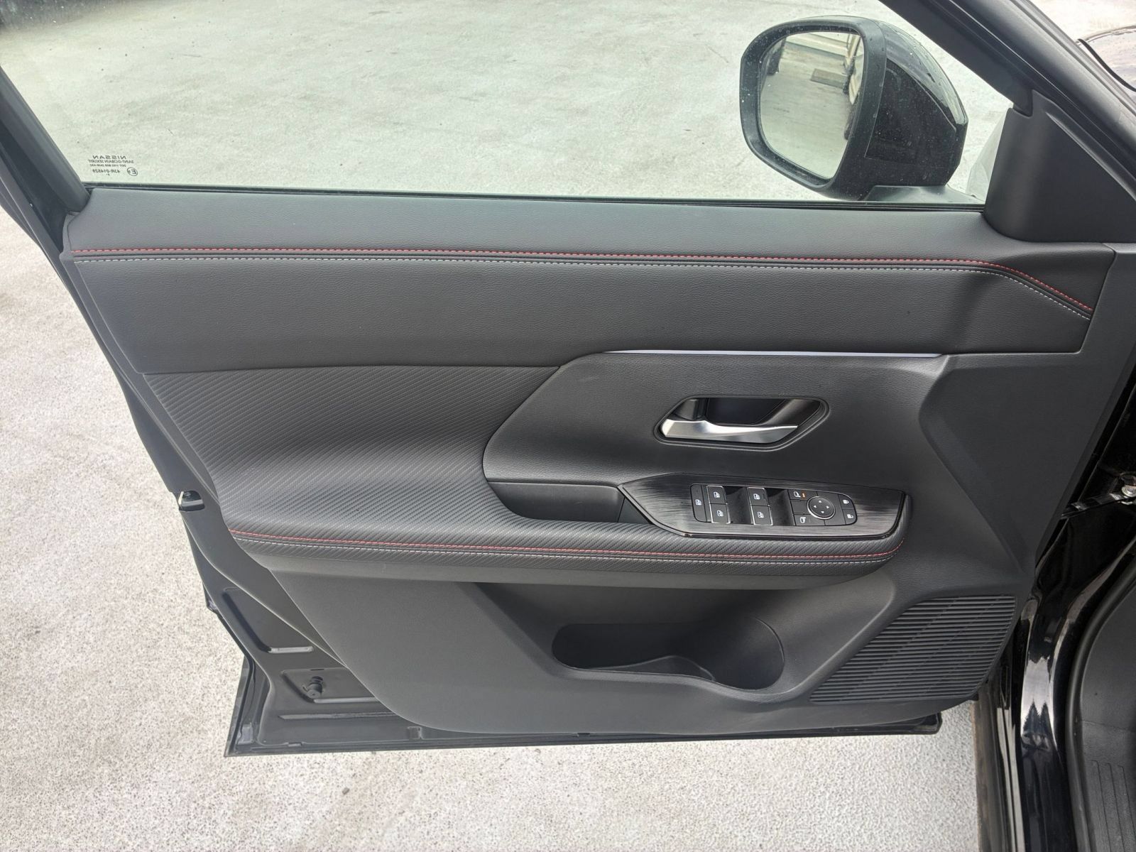 Used 2026 Nissan Kicks SR AWD/4WD image 18