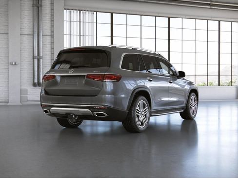 Used 2022 Mercedes-Benz GLS 450 4MATIC image 25