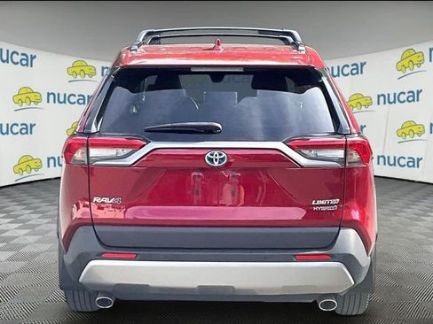 Used 2022 Toyota RAV4 Limited AWD/4WD image 4