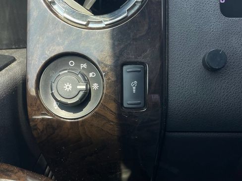 Used 2014 Ford F250 Platinum AWD/4WD image 39