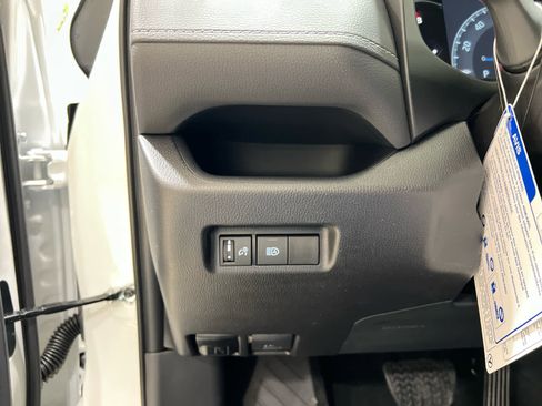 New 2025 Toyota RAV4 XLE image 18