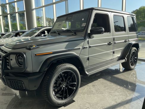 New 2026 Mercedes-Benz G 550 image 9