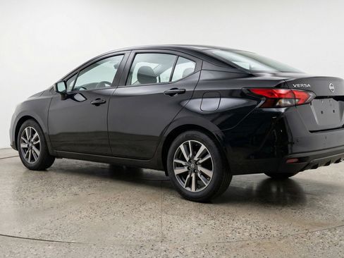 Used 2025 Nissan Versa SV image 6