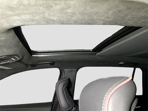 New 2025 Jeep Wagoneer S Launch Edition image 24